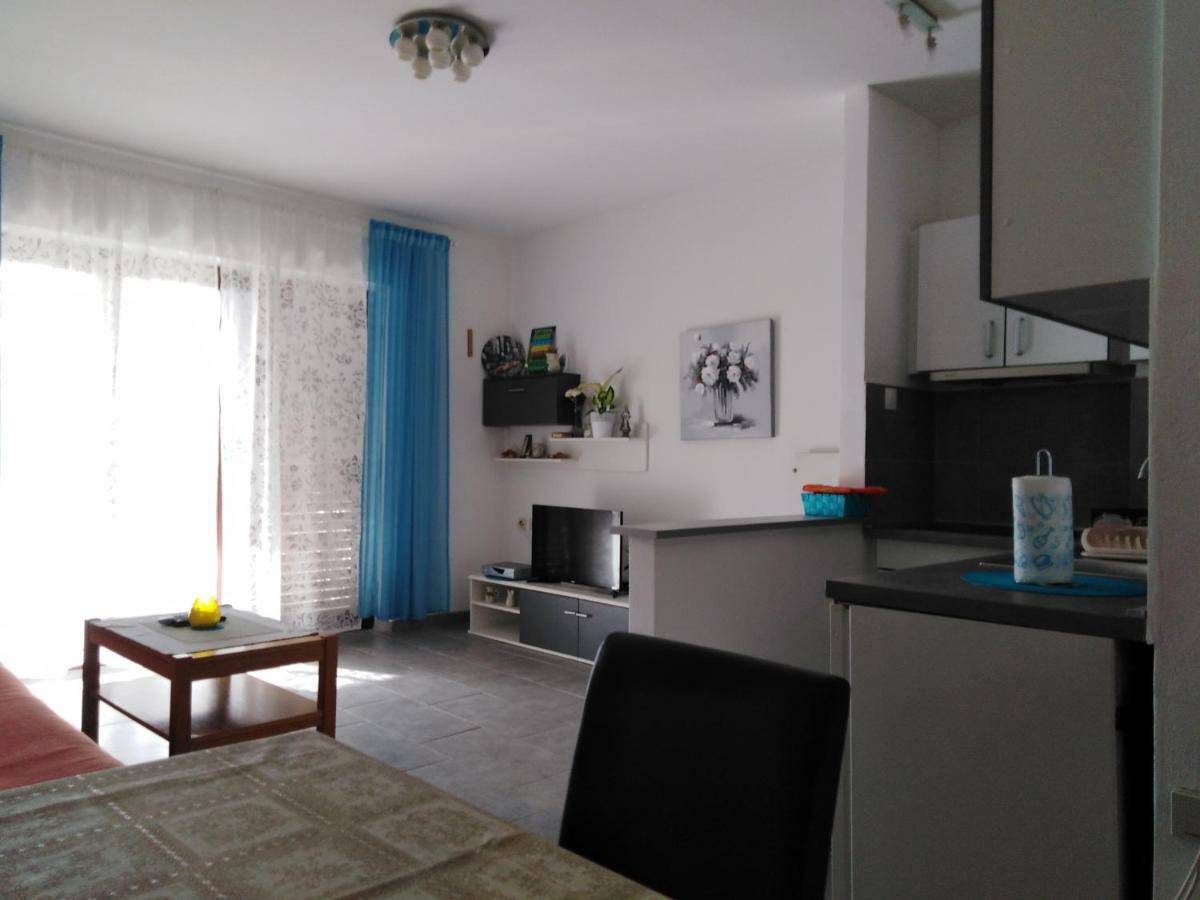 Apartments Toni-Малинська Екстер'єр фото